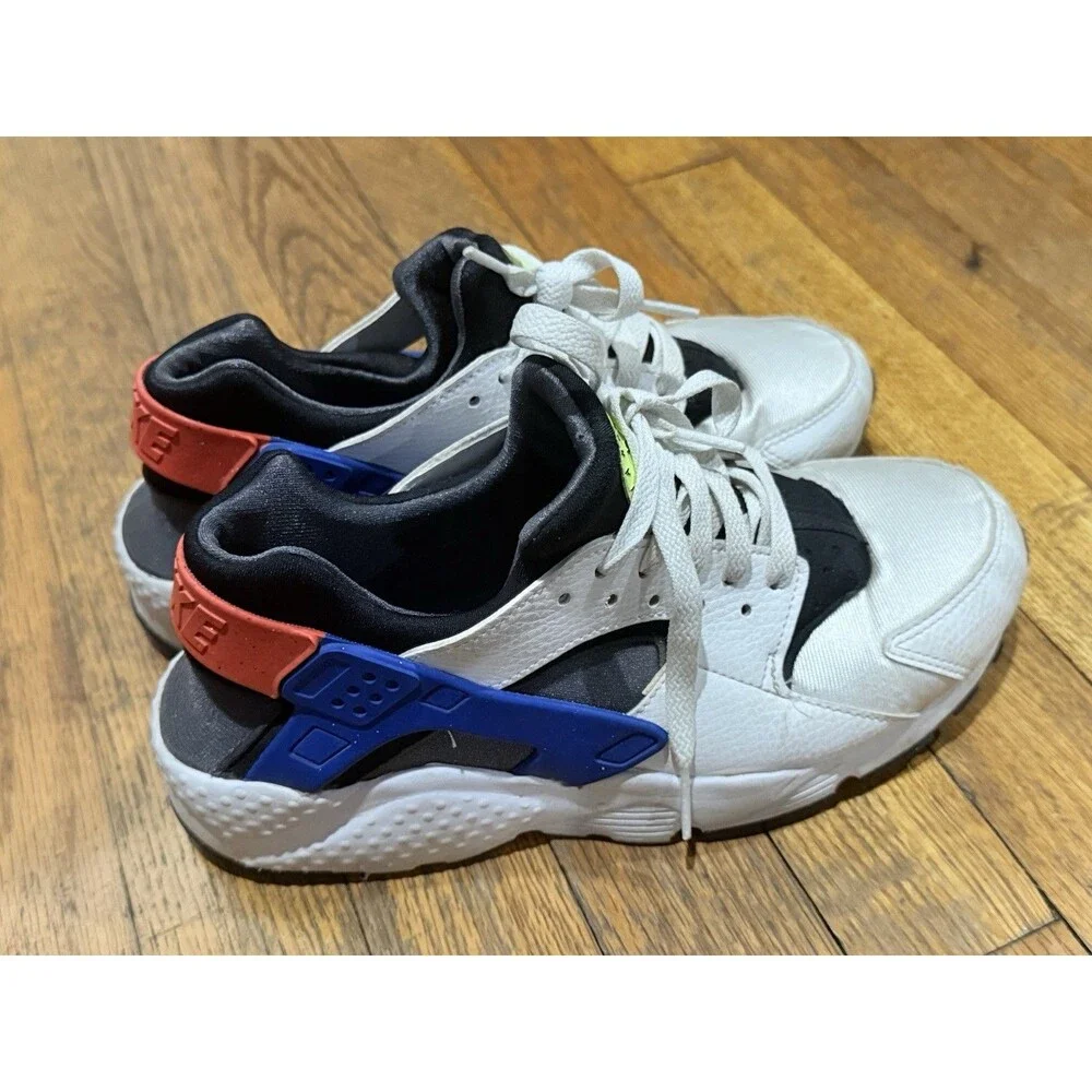 Nike Huarache Run GS White Bright Crimson DQ0975-100 Youth Size 7Y